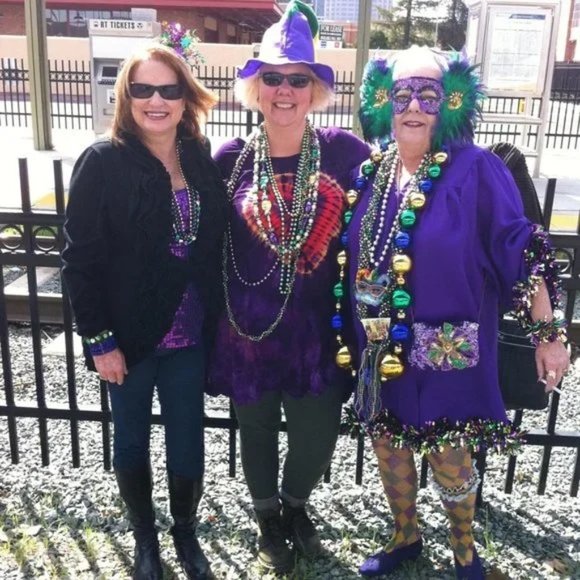 I LoVe All Forms of ART Here's a Bit More About Me - Picture 4 of 16